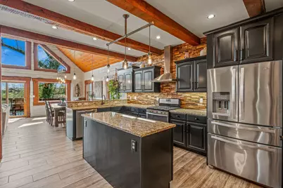 3024  Nagawicka Ave, Delafield, WI 53018 - Photo 11