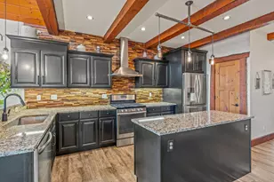 3024 Nagawicka Ave, Delafield, WI 53018 - Photo 13