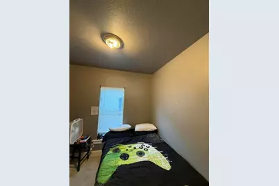 2523 W Garfield Ave #2525, Milwaukee, WI 53205 - Photo 11