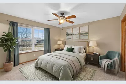 3942  Scenic Way, Racine, WI 53126 - Photo 5