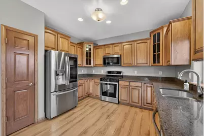 3942  Scenic Way, Racine, WI 53126 - Photo 3