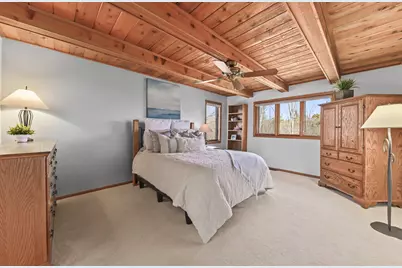 10510  Stratford Pl, Mequon, WI 53092 - Photo 21