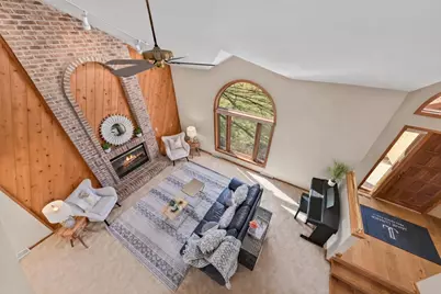 10510  Stratford Pl, Mequon, WI 53092 - Photo 11