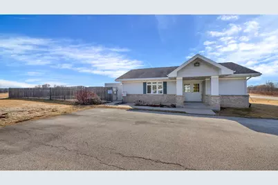 3610  Granite Rd, Sheboygan, WI 53083 - Photo 11