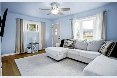 8250 W Acacia St, Milwaukee, WI 53223 - Photo 5