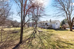 816 Magnolia Dr, Waukesha, WI 53188 - Photo 37