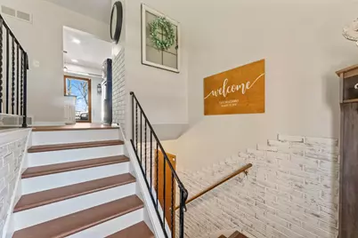 816  Magnolia Dr, Waukesha, WI 53188 - Photo 23