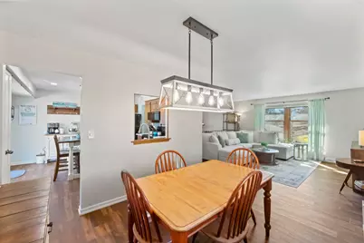 816  Magnolia Dr, Waukesha, WI 53188 - Photo 9