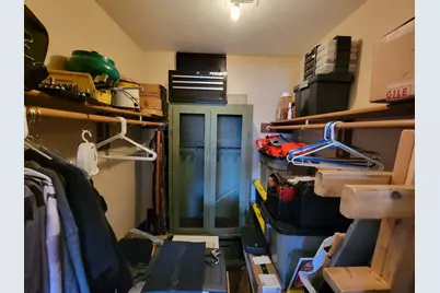 8322 W Howard Ave #2, Milwaukee, WI 53220 - Photo 25