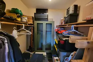 8322 W Howard Ave, Milwaukee, WI 53220 - Photo 25