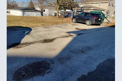 8322 W Howard Ave #2, Milwaukee, WI 53220 - Photo 43