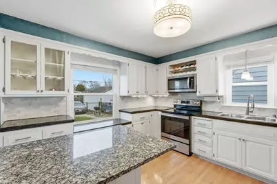 3776 N 98th St, Milwaukee, WI 53222 - Photo 7