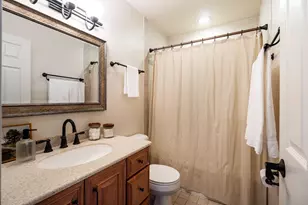 11936 W Mill Rd, Milwaukee, WI 53225 - Photo 21