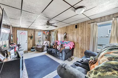 1611  Jackson St, Two Rivers, WI 54241 - Photo 9