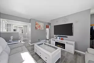 3631 S 81st St, Milwaukee, WI 53220 - Photo 5