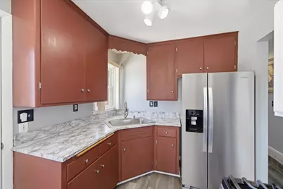 3631 S 81st St, Milwaukee, WI 53220 - Photo 7