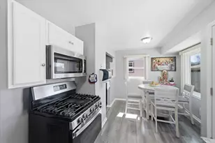 3631 S 81st St, Milwaukee, WI 53220 - Photo 9