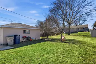 3631 S 81st St, Milwaukee, WI 53220 - Photo 27