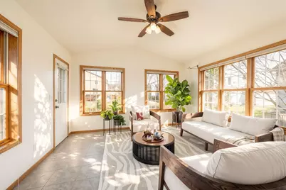 3767  Emerald Dr, Onalaska, WI 54650 - Photo 7