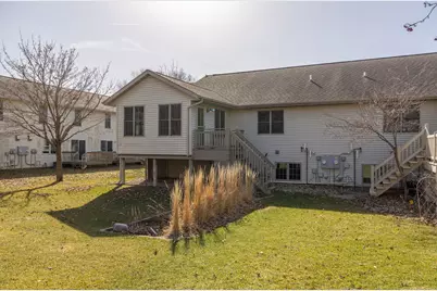 3767  Emerald Dr, Onalaska, WI 54650 - Photo 23