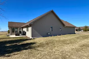 231 Windmill Ln, Walworth, WI 53184 - Photo 35