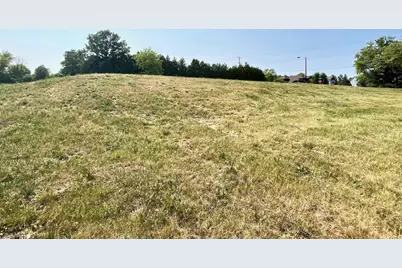 W206N17570  Hidden Creek Rd, Jackson, WI 53037 - Photo 11