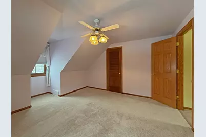 832 W Main St, Newburg, WI 53090 - Photo 27