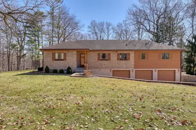 4640  Lake Club Cir, Oconomowoc Lake, WI 53066 - Photo 45