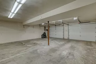 4640 Lake Club Cir, Oconomowoc Lake, WI 53066 - Photo 37