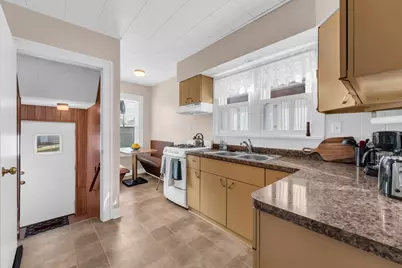 733  West Lawn Ave, Racine, WI 53405 - Photo 17