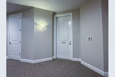 19185  Thomson Dr #204, Brookfield, WI 53045 - Photo 35