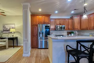 19185 Thomson Dr, Brookfield, WI 53045 - Photo 7