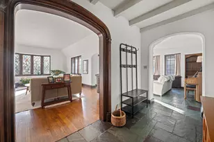 2835 N Lake Dr, Milwaukee, WI 53211 - Photo 9