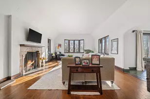 2835 N Lake Dr, Milwaukee, WI 53211 - Photo 7