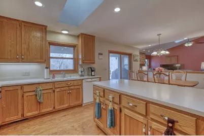 W276S4440  Elk Valley Ct, Waukesha, WI 53189 - Photo 9