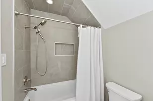 123 E Cleveland St, Port Washington, WI 53074 - Photo 17