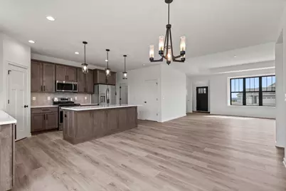 804  Viewpoint Ave, Waukesha, WI 53188 - Photo 9