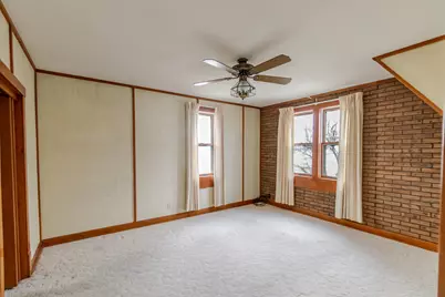 1401 S 31st St, Manitowoc, WI 54220 - Photo 3