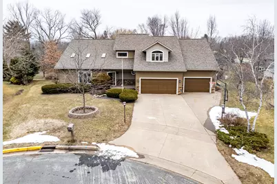 715  Lee Dr, West Salem, WI 54669 - Photo 5