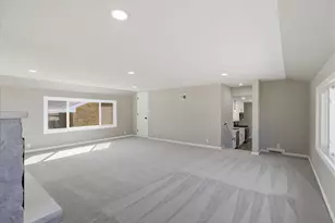 4076 N 93rd St, Wauwatosa, WI 53222 - Photo 19