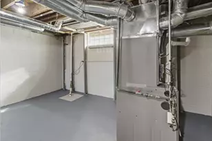 4076 N 93rd St, Wauwatosa, WI 53222 - Photo 25