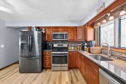 1819 W Mallory Ave, Milwaukee, WI 53221 - Photo 9