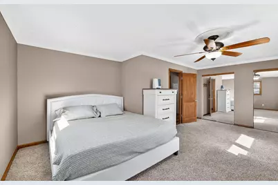 1819 W Mallory Ave, Milwaukee, WI 53221 - Photo 19