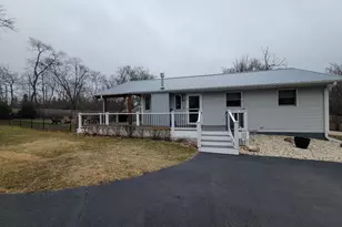 4125 Spruce St, Delavan, WI 53115 - Photo 1