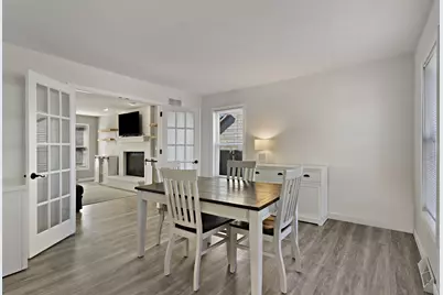 2405  16th Pl, Kenosha, WI 53140 - Photo 5