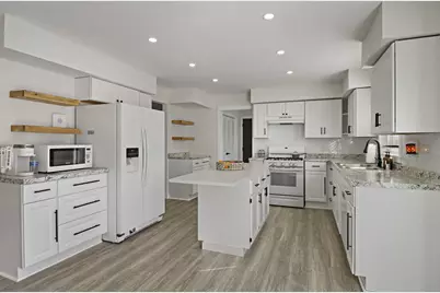 2405  16th Pl, Kenosha, WI 53140 - Photo 11