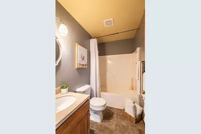 2421  Krause Rd, Onalaska, WI 54650 - Photo 23