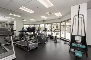 1660 N Prospect Ave, Milwaukee, WI 53202 - Photo 23