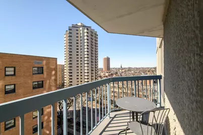 1660 N Prospect Ave #805, Milwaukee, WI 53202 - Photo 11