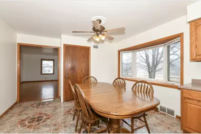 9335 W County Line Rd #9325, Milwaukee, WI 53224 - Photo 7